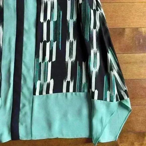 BCBG MaxAzria  | Amelia dress with cut outs black and teal size small - Picture 5 of 6